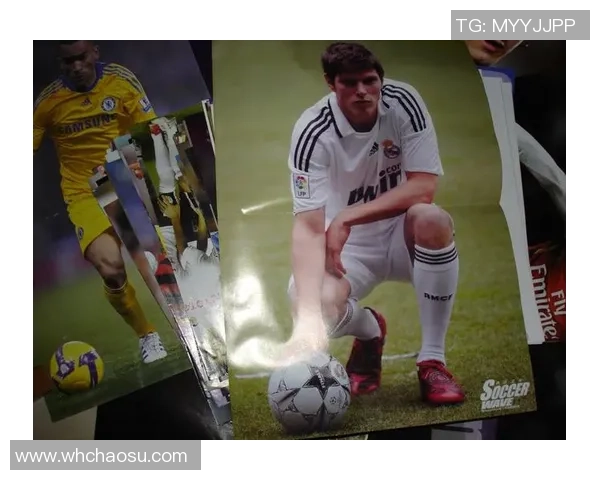 足球巨星与他们的代表歌曲背后故事解析及其文化影响